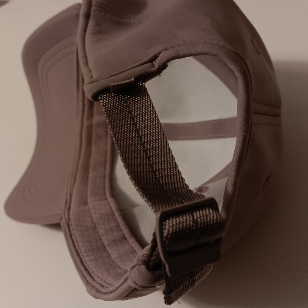Lululemon Adjustable Hat Gray Color Preowned Exce… - image 8